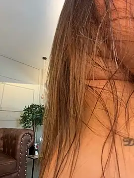 ava_blue Chat XXX live