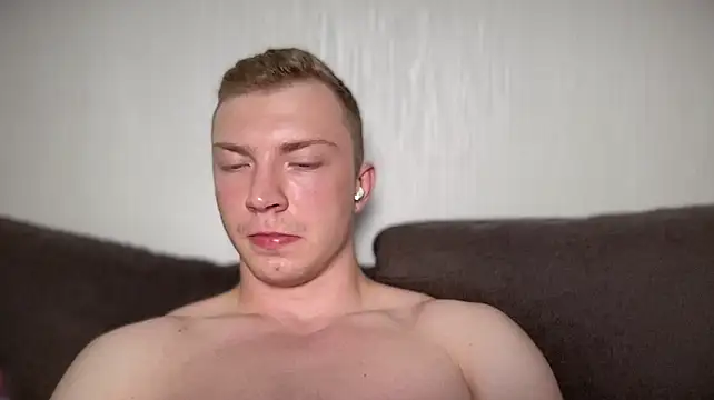 iron__chapn Webbikameraesitys