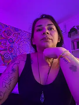 Amarantha_666 Adlı Modelin Canlı XXX Sohbeti
