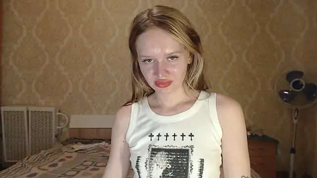 Kitkaat00's Live XXX Chat