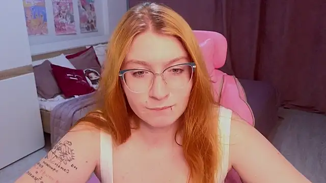 AliceBrightside Adlı Modelin Canlı XXX Sohbeti