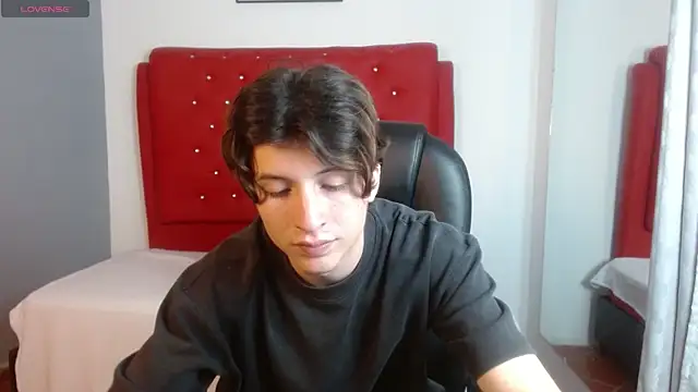 Chat XXX en directo de Marcoviolet