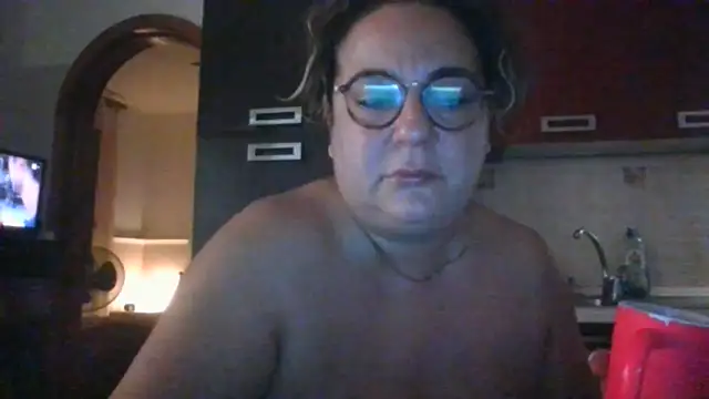 MissEva10 Show in webcam