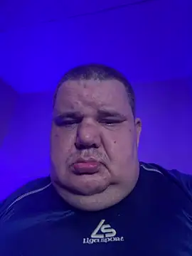 הופעת וובקאם של chubby_daddy