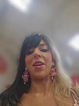 Chat XXX en directo de lil_jiggly