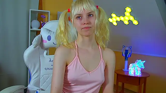 HannahHollis' Live XXX Chat