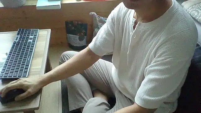 SsssSex_yのウェブカメラショー