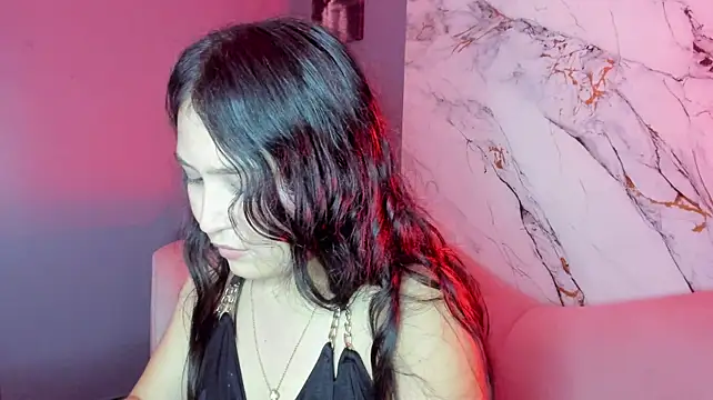 stella_Blacke Adlı Modelin Canlı XXX Sohbeti