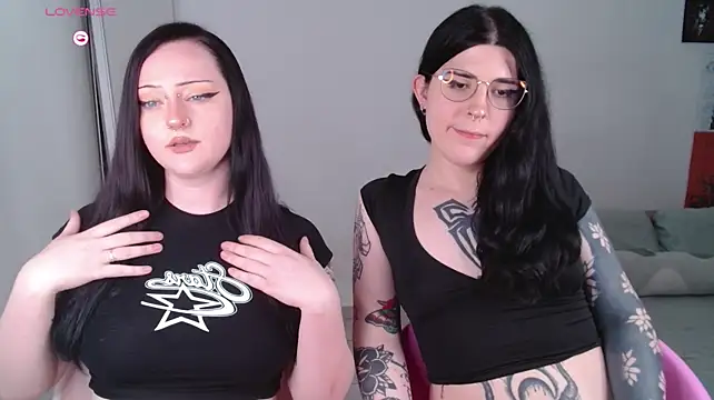 XXX chat uživo modela chloe_levine