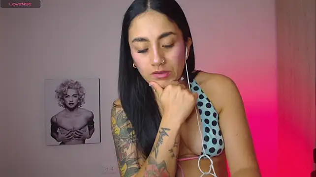 Chat XXX en directo de Millie_bobby