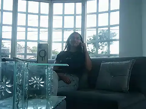 odette_brigh Adlı Modelin Canlı XXX Sohbeti