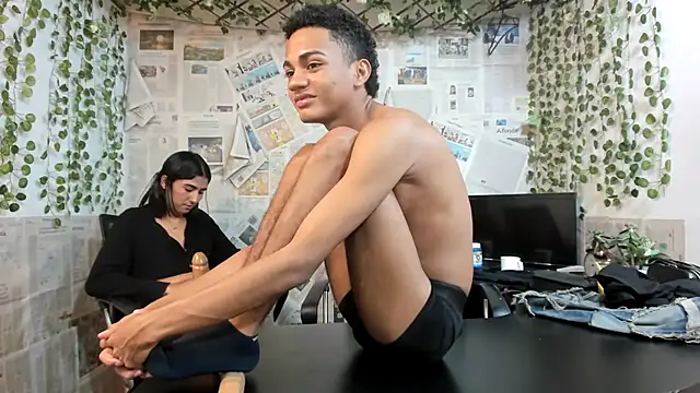 Онлайн чат XXX Andres_HoT_11