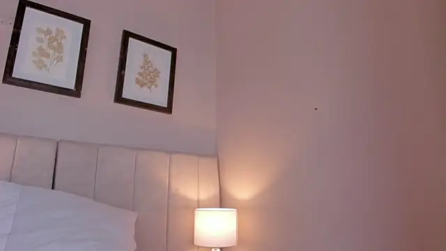 _lucia_18 Chat XXX in diretta