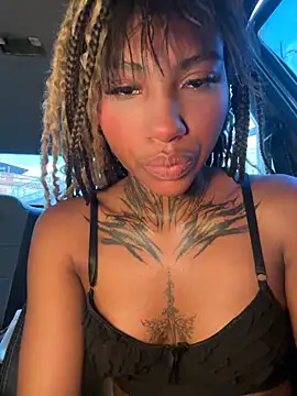 Zafiro_fire – Naživo XXX chat