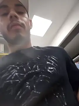 Taylor_DiamondBoy's Live XXX Chat