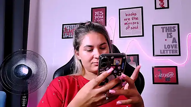 AlisaFrost's Live XXX Chat