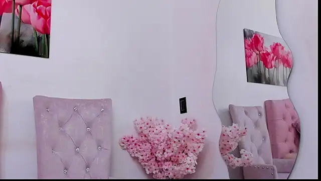 pinky_f00x – Live XXX-chat