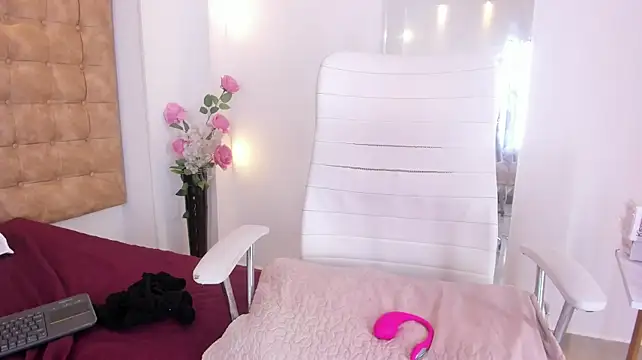 violet_giraldo's Live XXX Chat
