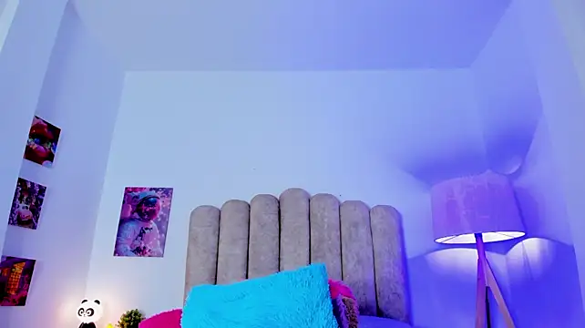 yensy_hott Adlı Modelin Web Kamerası Şovu
