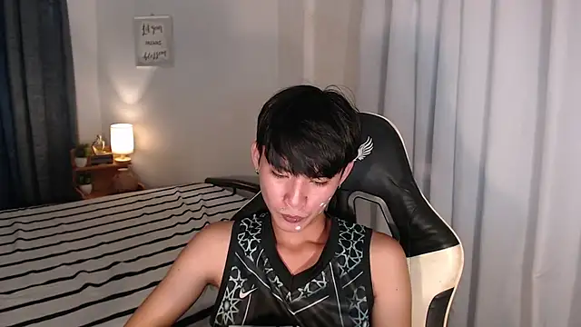 asian_dai Pertunjukan Webcam