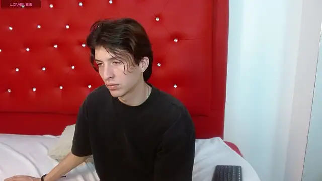Marcoviolet XXX чат на живо
