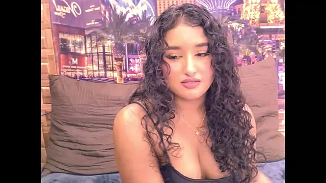 IndianAngel4u élő XXX-chatje
