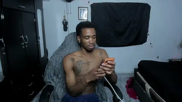 Kofi_exotic_2 Webcam-Show