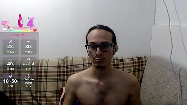 cholitohermoso Adlı Modelin Canlı XXX Sohbeti