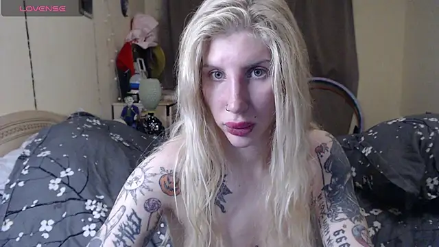BLACKPeonyy Chat XXX in diretta