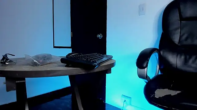 JamesCr_ Show Webcam