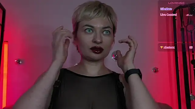CyberXGoddess Chat XXX in diretta