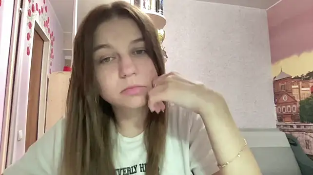 HwaTrippel's Live XXX Chat