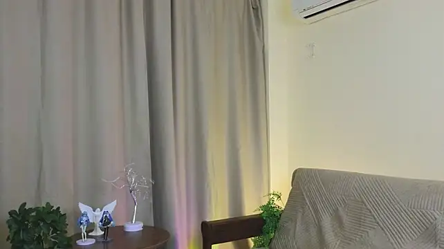 MarcipanoCipillini Adlı Modelin Canlı XXX Sohbeti