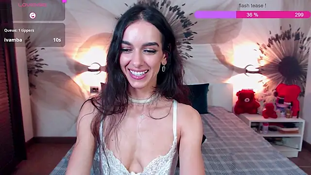 KatherineBisou Adlı Modelin Canlı XXX Sohbeti