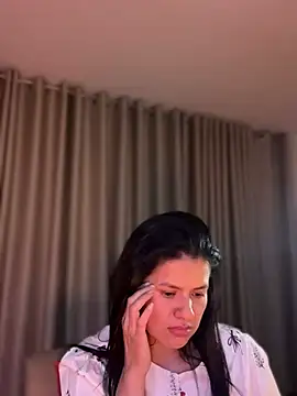 Chat +18 de Aliinak ao vivo