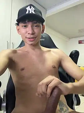 Daviid_laidd Chat XXX in diretta