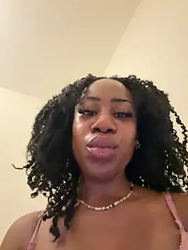 AaliyahBlackxox's Webcam Show