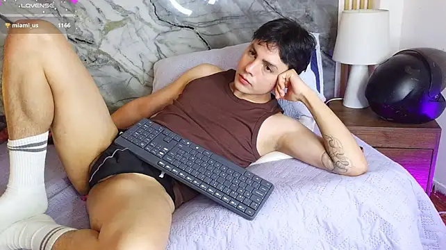 Вебкам-шоу Samu__Hott21