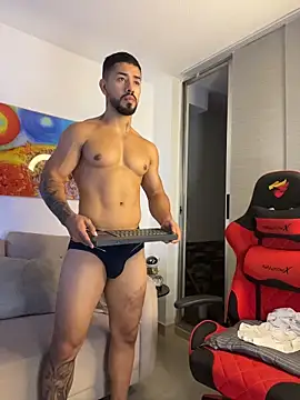 Ezzio_Scolaro Obrolan Langsung XXX
