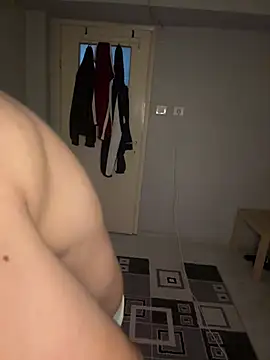 Kissbiceps live XXX chat
