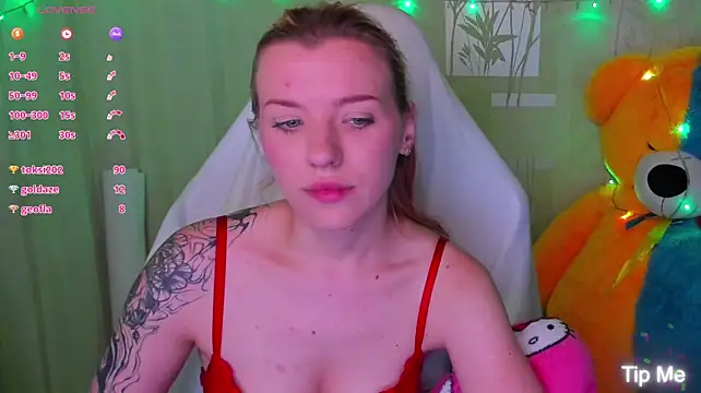MeganNewCat's Live XXX Chat