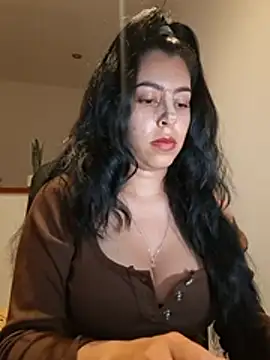 Chat XXX en directo de Luianna