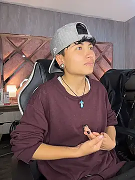 Chat XXX ao vivo de ian_mathias_