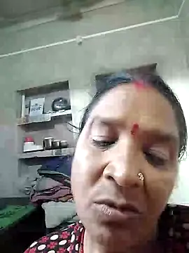 Loomaraj Webcam show