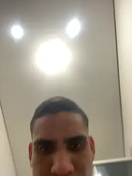 Chat XXX en directo de _DiegoMacho