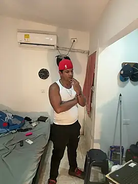 צ'אט XXX בשידור חי של bigdick211292