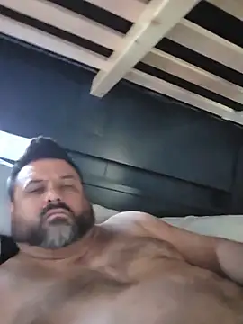Czat XXX na żywo – Roddog18