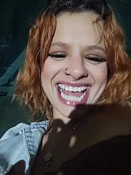 Cataleya_16's Live XXX Chat
