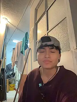 ian_mathias_'s Live XXX Chat