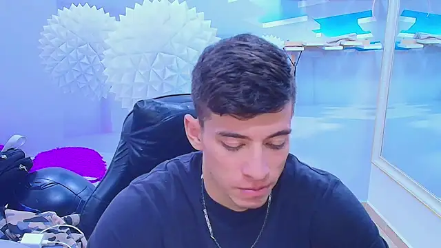 Chat XXX en directo de DEIBY_BABY